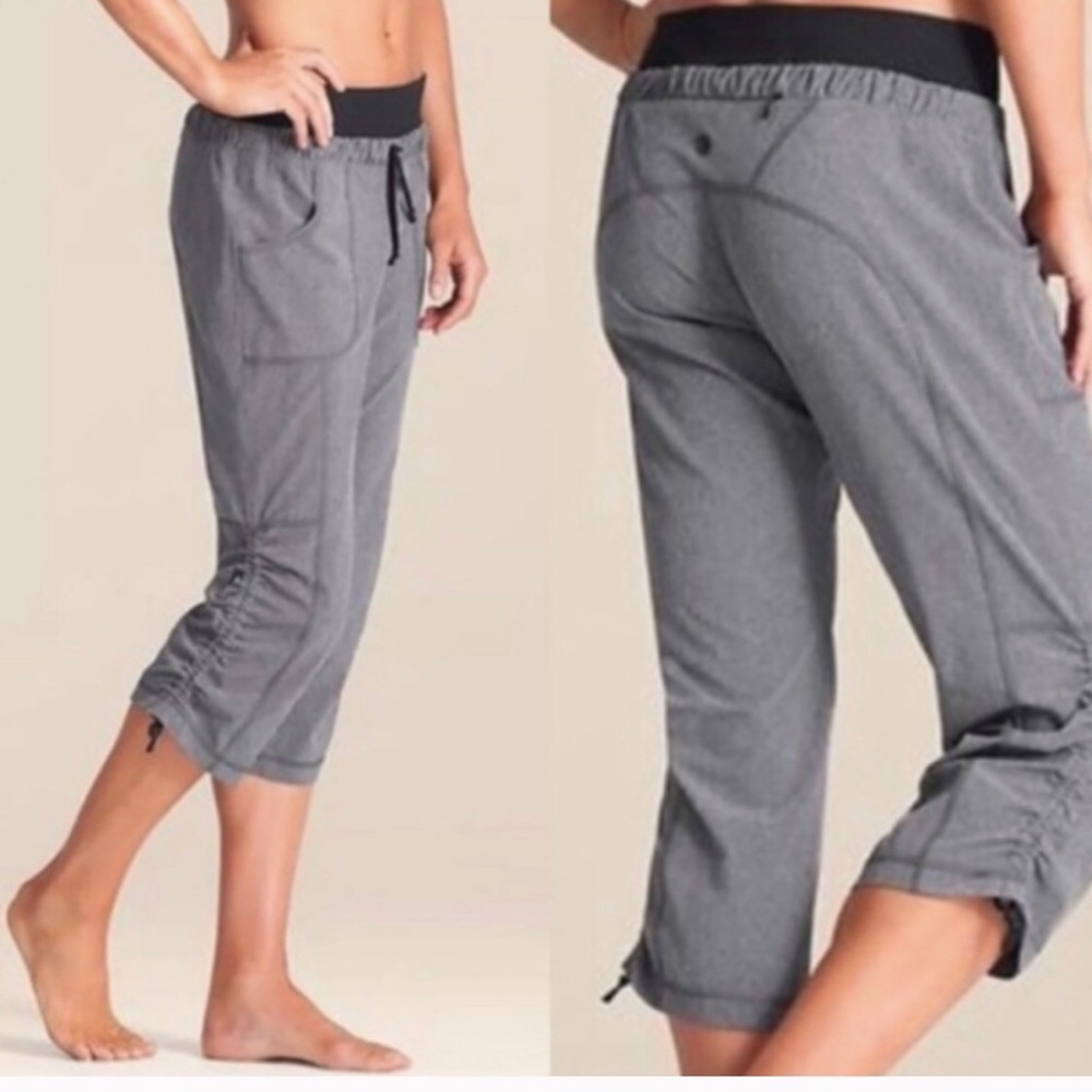 Athleta | Gray/Black Allegro Capri W/Drawstring 2